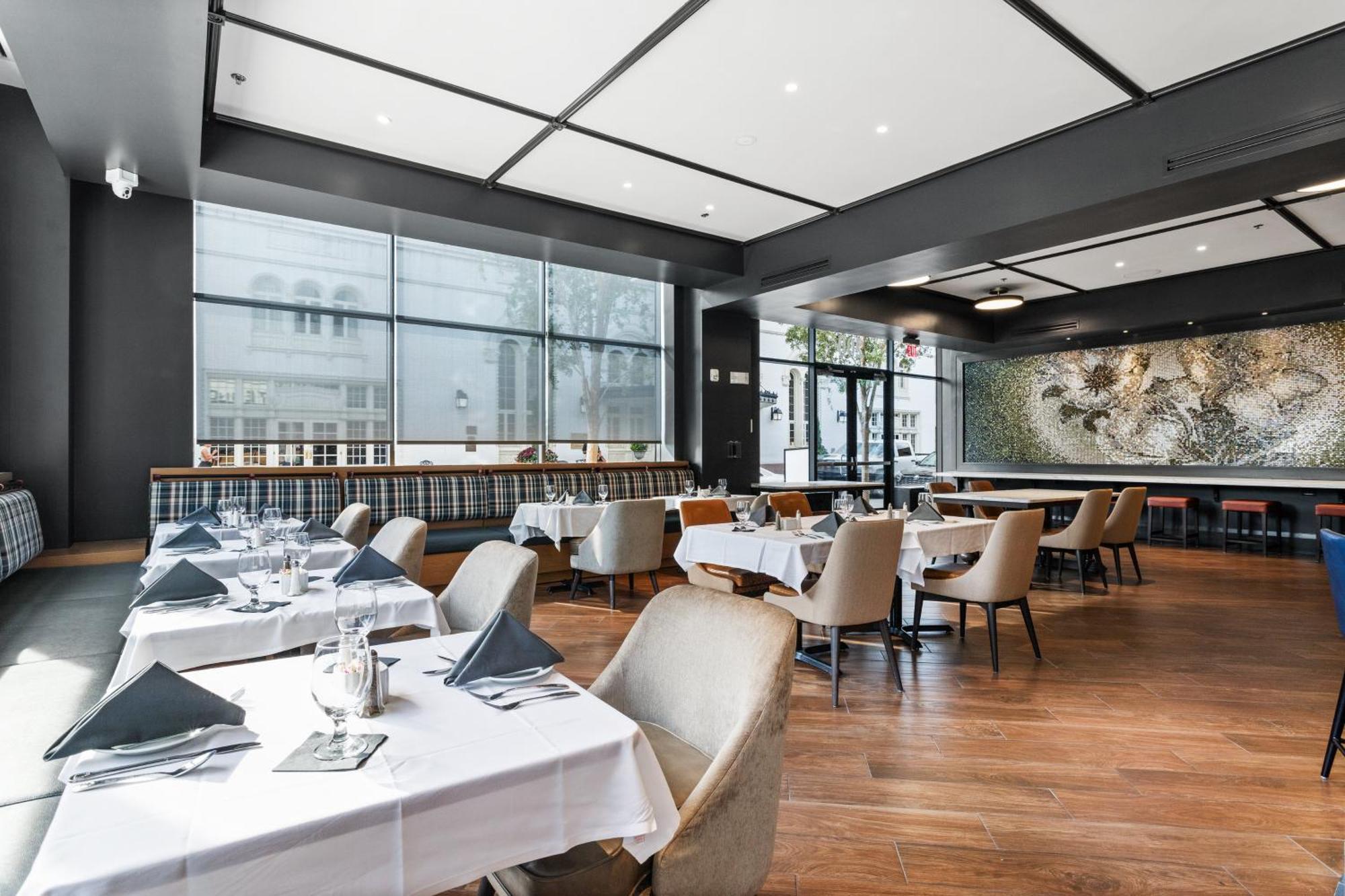 Indigo Downtown By Ihg Hotel Baton Rouge