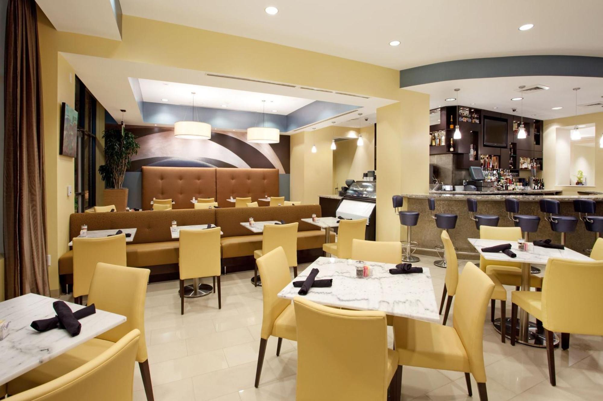 Indigo Downtown By Ihg Baton Rouge